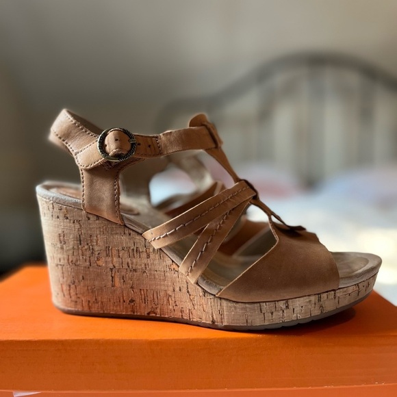 Sperry Wedges - Picture 6 of 16